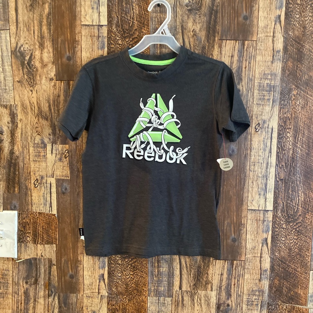 NWT Reebok boys short sleeve T-shirt gray size 6